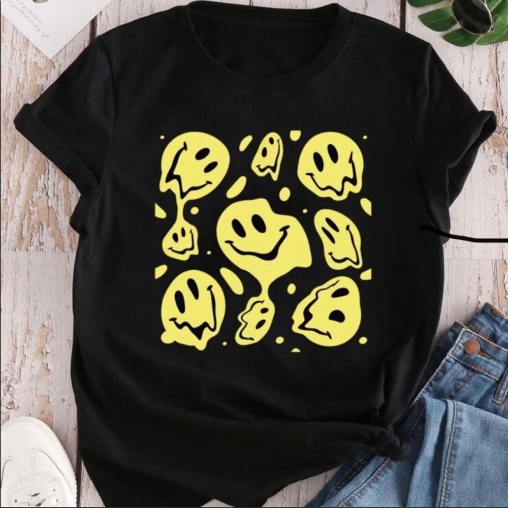 SHEIN Smile Face Tee - Size M - NEW